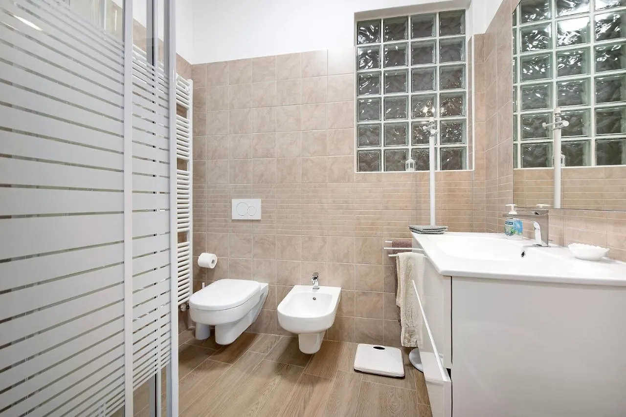 Holiday home Casa Nina - Appartamento Sura Toscolano Maderno
