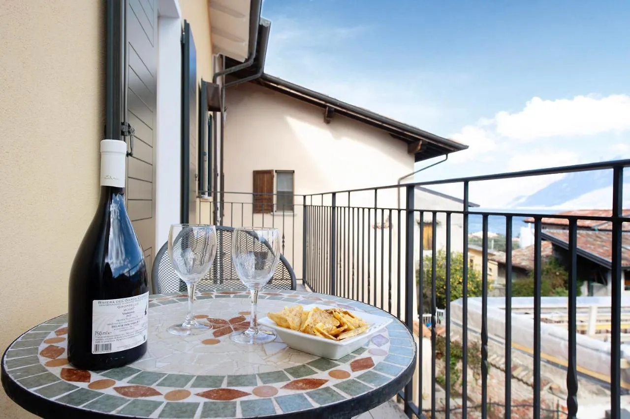 Holiday home Casa Nina - Appartamento Sura Toscolano Maderno Italy
